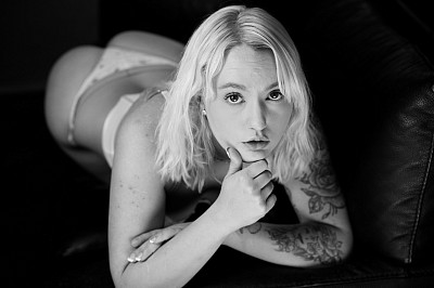 Bondage Bunny Sunny Breeze Erotic model